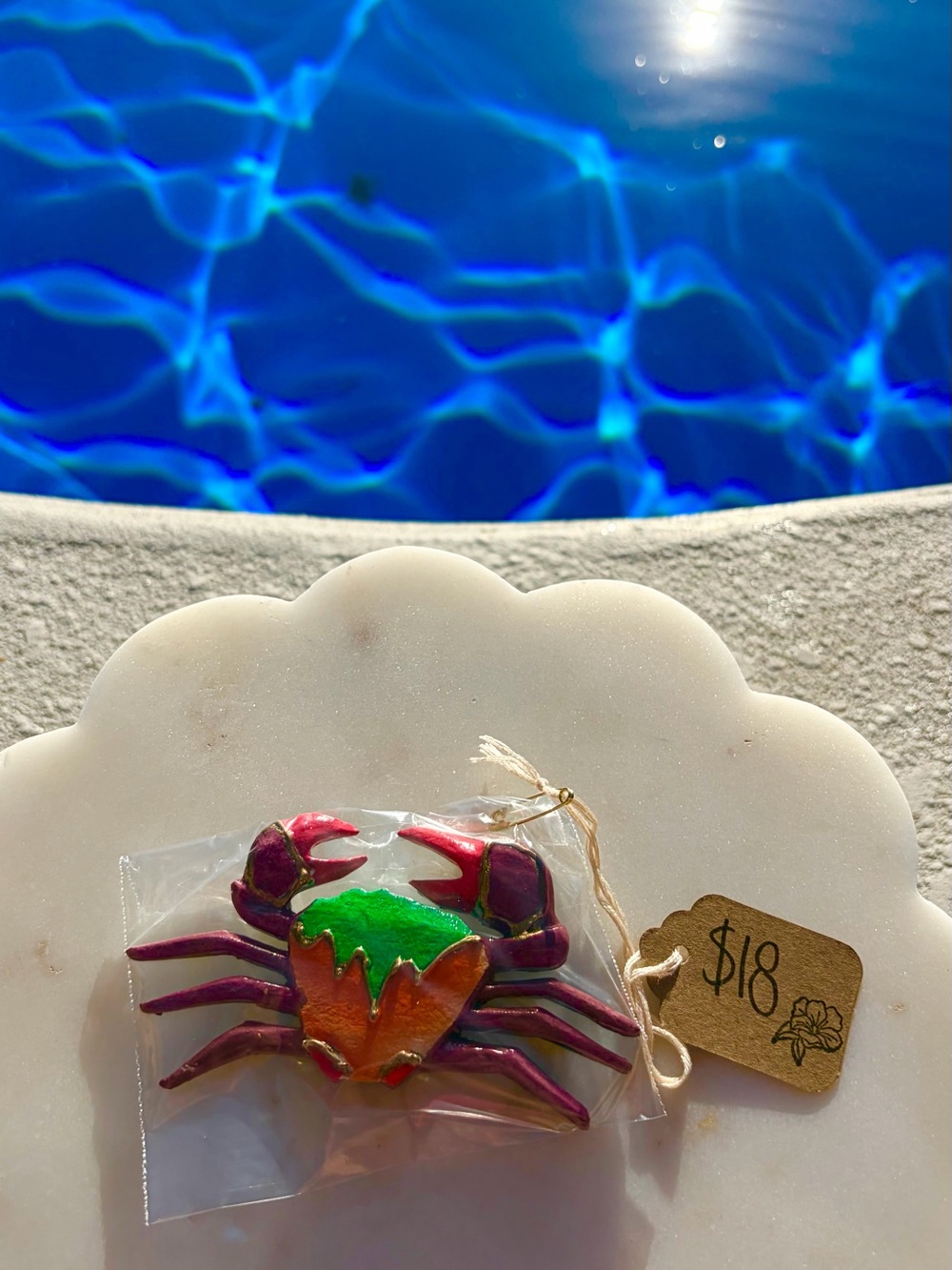 Tropical Crab 🦀✨ Magnet - Wood Carved and Hand Painted in Indonesia